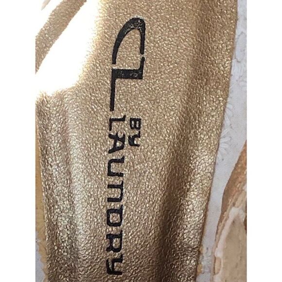 CL by Laundry Cream Wedges with Floral Accent - Picture 5 of 6